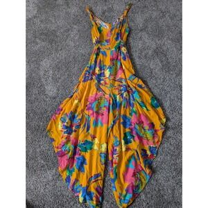 Chaus New York Yellow Floral Handkerchief Hem Wide Leg Jumpsuit Plus 1X Pockets